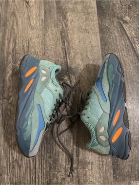 Yeezy 700 boost wave runner